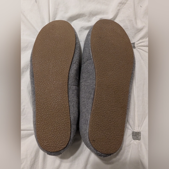 Talbots Penguin Slip On Shoes - Picture 2 of 3